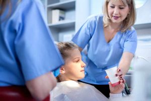 Обращение в частную стоматологическую клинику: получение профессиональной помощи для здоровья вашей улыбки